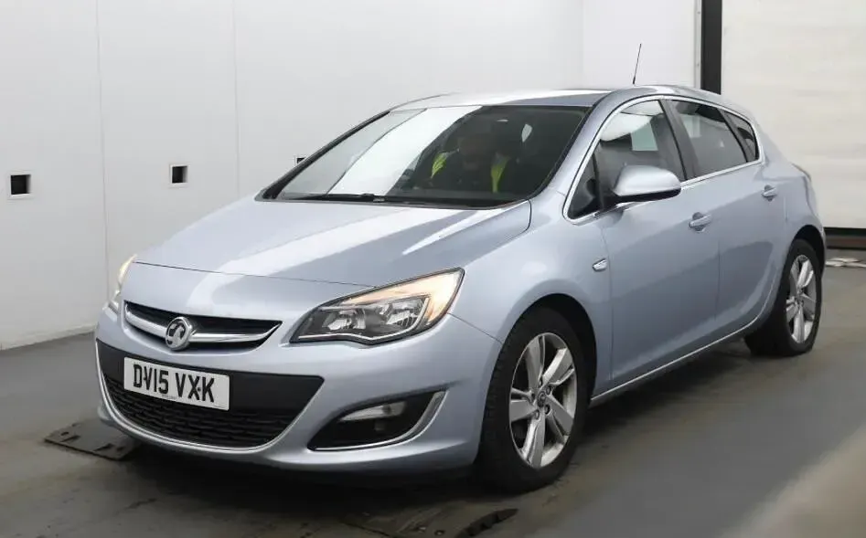Used Vauxhall Astra SRi 2015 Silver Hatchback