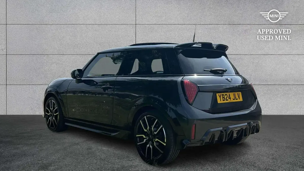 Used Mini Cooper Hatch 154 HP (113 kW) 2024 Grey Hatchback