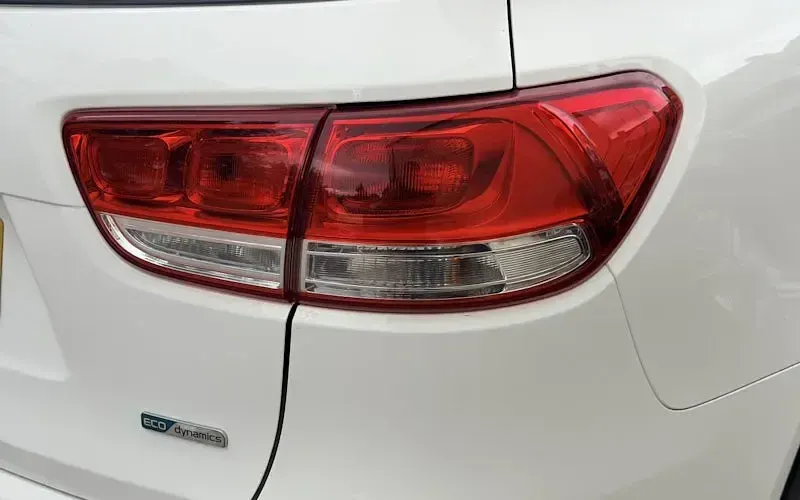 Used Kia Sorento 200 HP (147 kW) 2016 White SUV