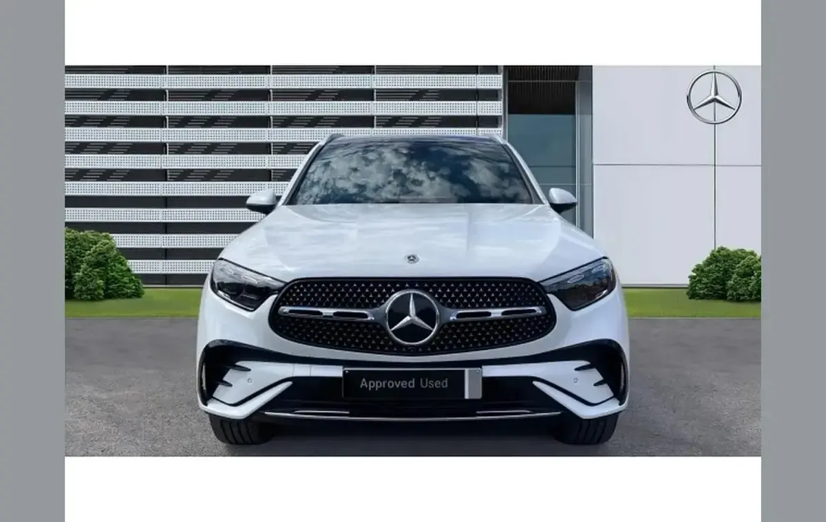 Used Mercedes GLC300 AMG line 308 HP (226 kW) 2026 White SUV
