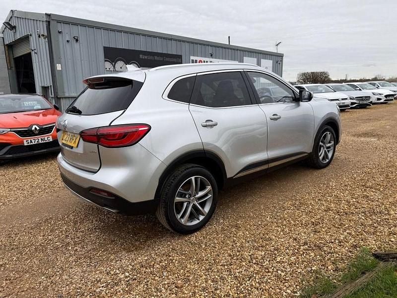 Usado MG HS Exclusive 162 CV (119 kW) 2023 Plateado SUV