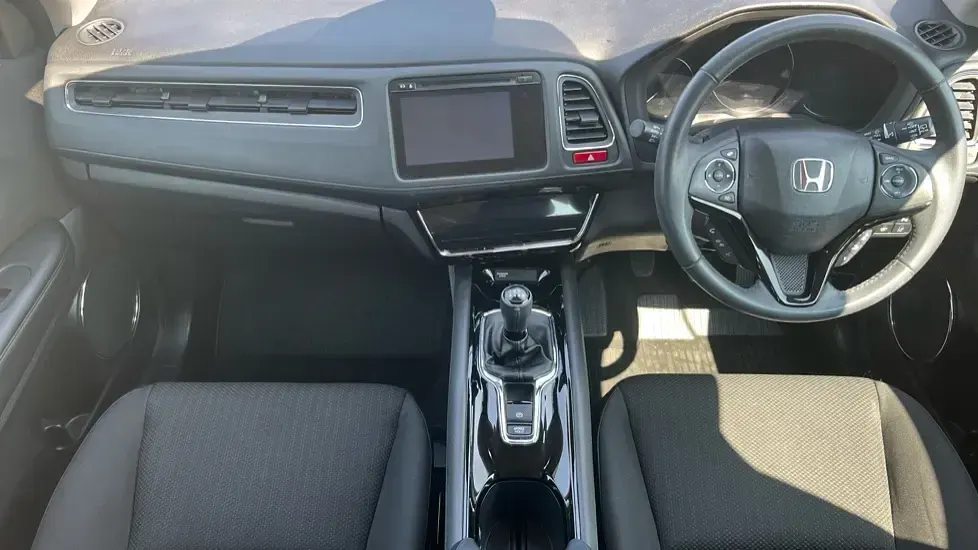Used Honda HR-V SE 130 HP (95 kW) 2017 Grey SUV