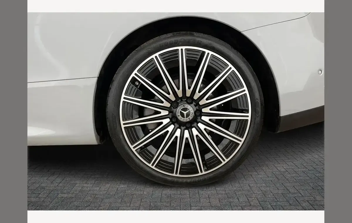 Used Mercedes CLE220 AMG Line Premium Plus 194 HP (142 kW) 2024 Grey Coupe