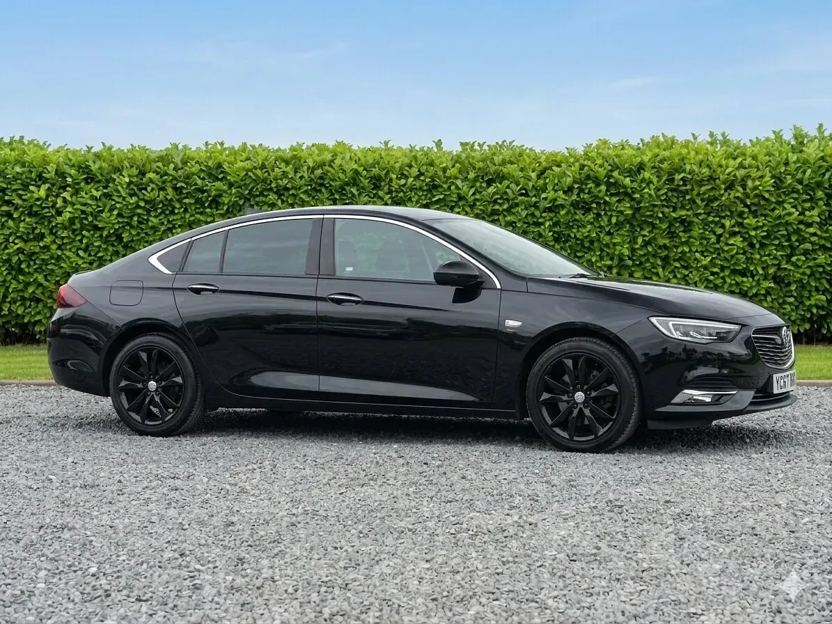Used Vauxhall Insignia Elite 2017 Black Hatchback