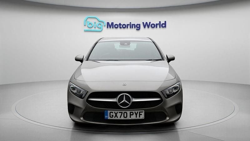 Used Mercedes A180 Executive 116 HP (85 kW) 2020 Silver Hatchback