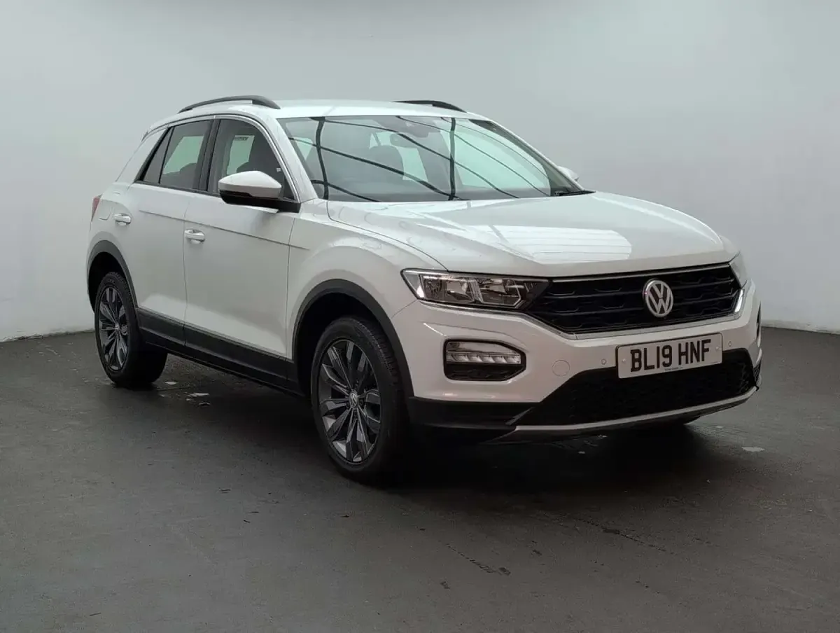 Used VW T-Roc SE 115 HP (84 kW) 2019 White SUV