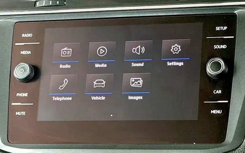 Second-hand VW Tiguan S 150 CP (110 kW) 2019 Gri SUV