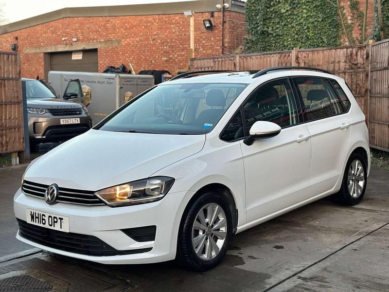 Used VW Golf Sportsvan SE 2016 White MPV