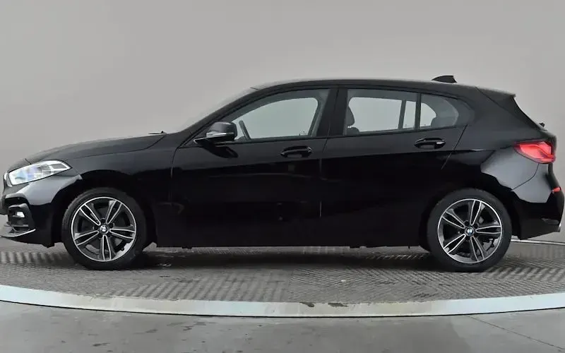 Used BMW 116 Sport Line 116 HP (85 kW) 2020 Black Hatchback