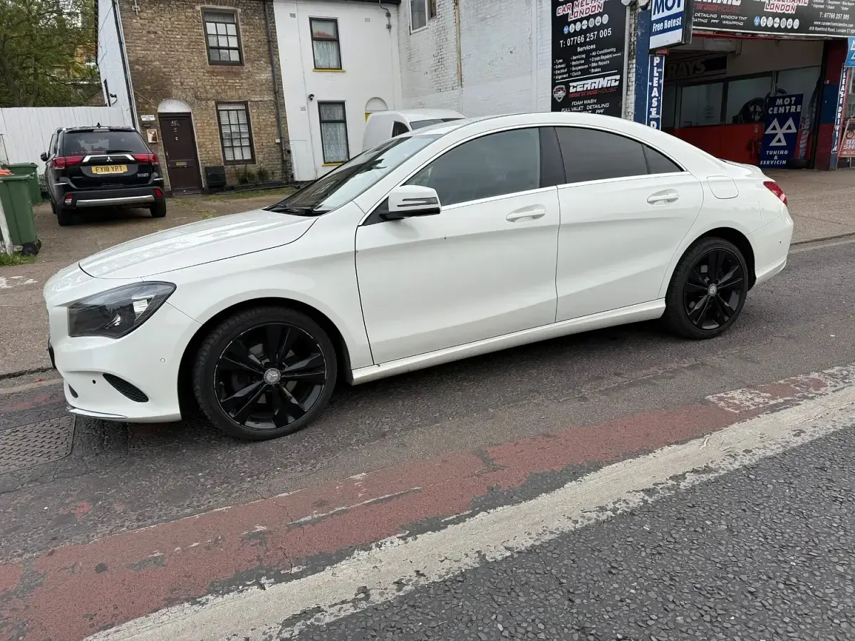 Used Mercedes CLA200 2016 White Coupe