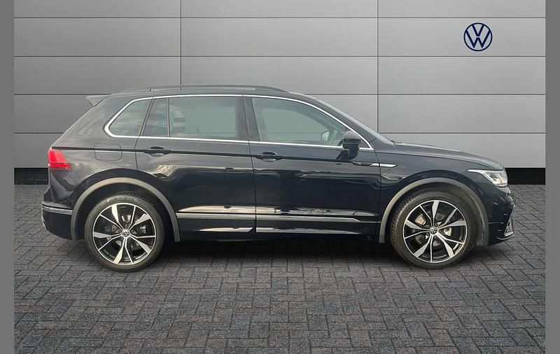 Used VW Tiguan R-line Edition 147 HP (108 kW) 2024 Black SUV