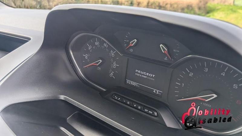 Used Peugeot Rifter Allure 2022 Bronze MPV