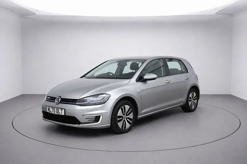Used VW e-Golf 99 kW (135 HP) 2020 Silver Hatchback