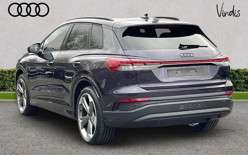 New Audi Q4 e-tron Black Edition 210 kW (286 HP) 2025 SUV