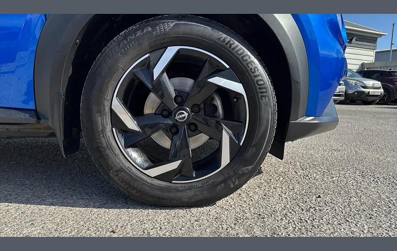 Used Nissan Juke N-Connecta 114 HP (83 kW) 2023 Blue SUV