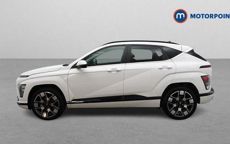 Used Hyundai Kona Ultimate 160 kW (218 HP) 2024 White SUV