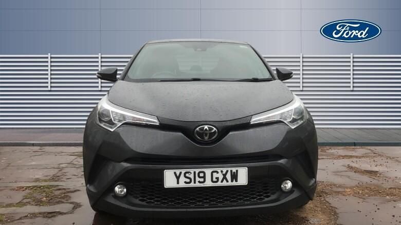 Used Toyota Yaris Hybrid Design 116 HP (85 kW) 2021 Estate