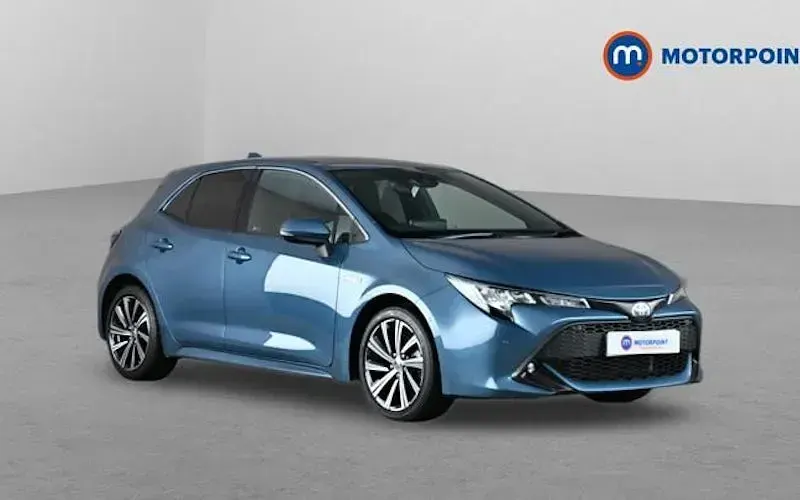 Used Toyota Corolla Design 122 HP (89 kW) 2021 Hatchback