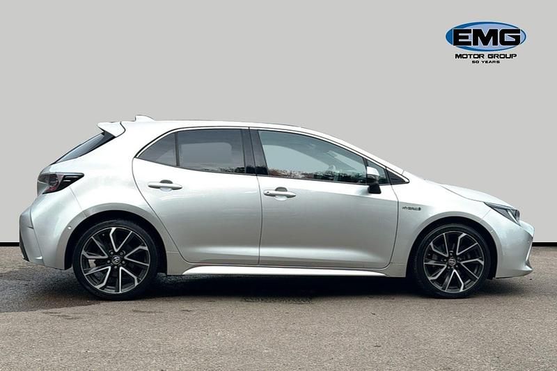 Used Toyota Corolla 184 HP (135 kW) 2020 Silver Hatchback