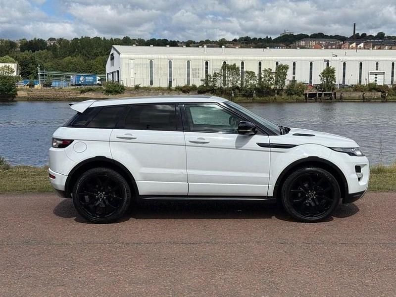Used Land Rover Range Rover evoque Dynamic 190 HP (139 kW) 2011 White SUV