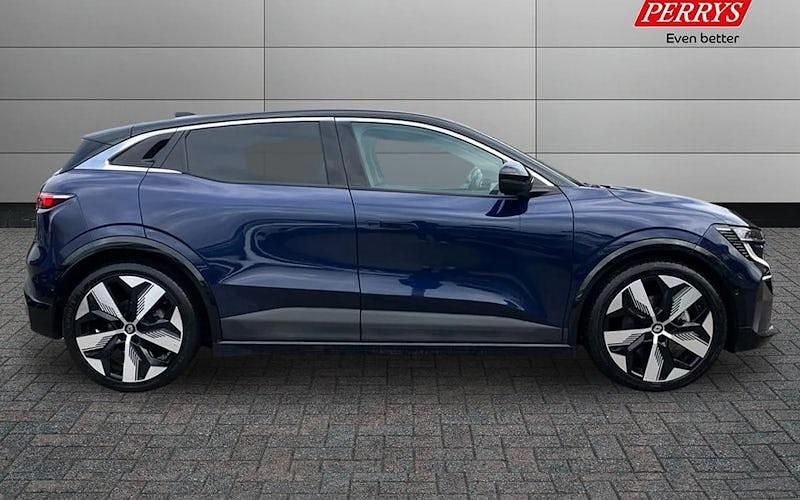 Used Renault Megane E-Tech Techno 160 kW (218 HP) 2023 Hatchback