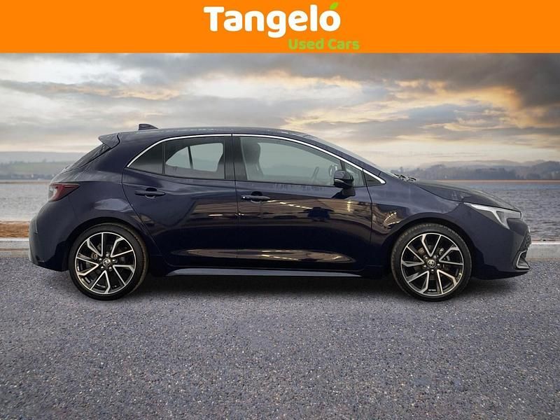 Used Toyota Corolla 140 HP (102 kW) 2024 Blue Hatchback
