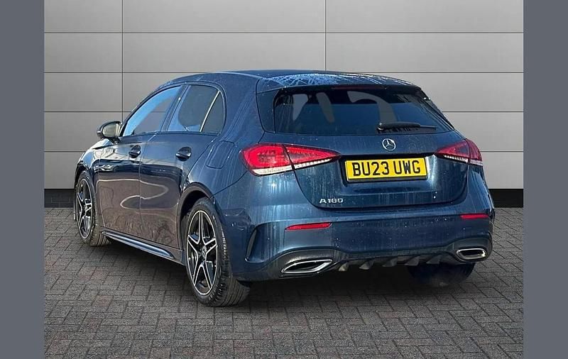 Used Mercedes A180 Executive 136 HP (100 kW) 2023 Blue Hatchback