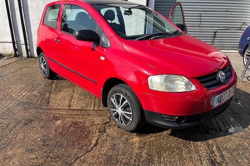 Red Used 2007 VW Fox Hatchback | £1,295 (Good price) - Image 1/1