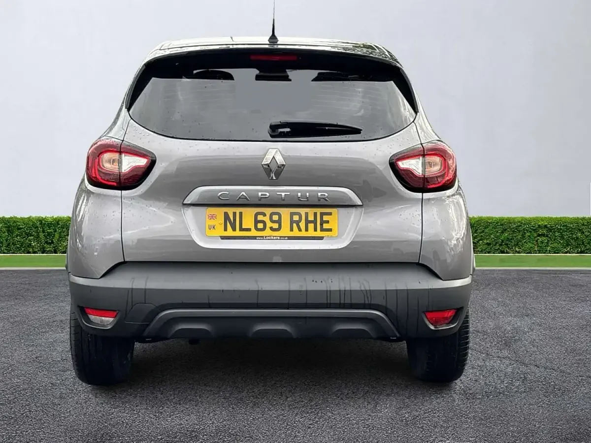 Used Renault Captur Play 2019 Grey/black SUV