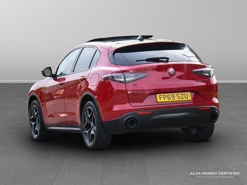Used Alfa Romeo Stelvio Ti 276 HP (202 kW) 2019 Red SUV