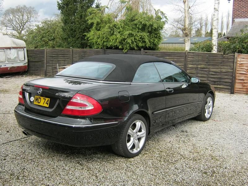 Used Mercedes CLK500 Avantgarde 2004 Black Cabriolet