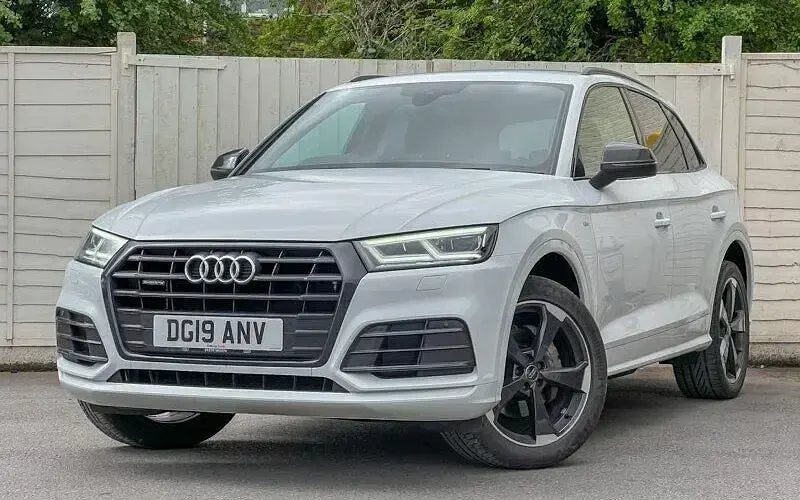 Used Audi Q5 Black Edition 190 HP (139 kW) 2020 SUV
