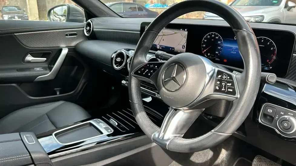 Used Mercedes CLA200 Executive 163 HP (119 kW) 2023 Mountain grey metallic Coupe