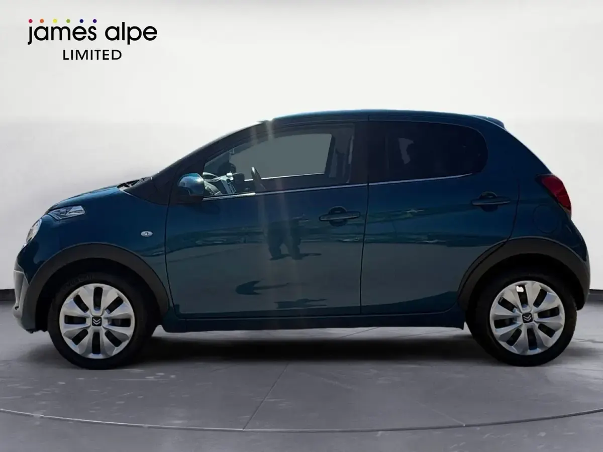 Begagnad Citroën C1 2021 Grön Halvkombi