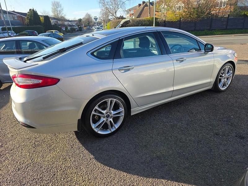 Used Ford Mondeo Titanium 160 HP (117 kW) 2016 Silver Hatchback
