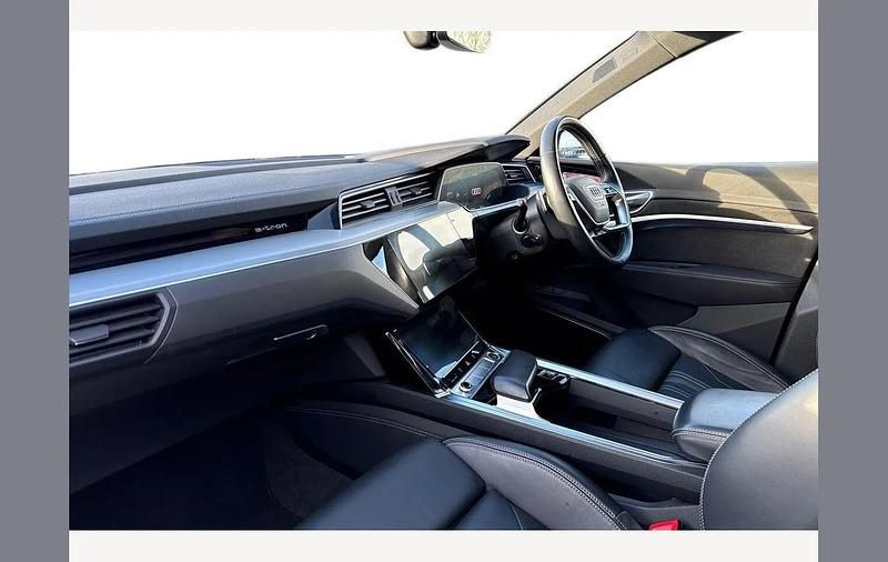 Used Audi e-tron Sportback Comfort 300 kW (408 HP) 2021 Grey SUV