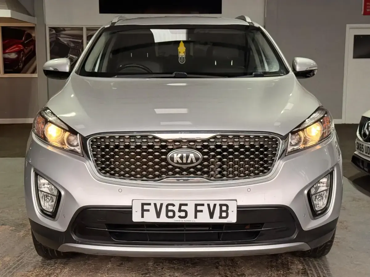 Used Kia Sorento 200 HP (147 kW) 2015 Silver SUV
