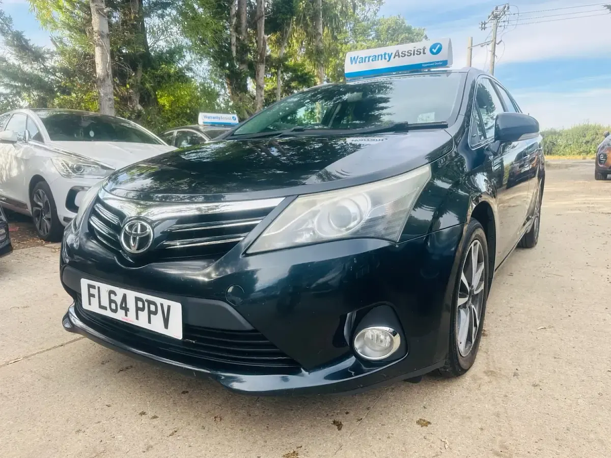 Used Toyota Avensis 124 HP (91 kW) 2014 Grey Estate