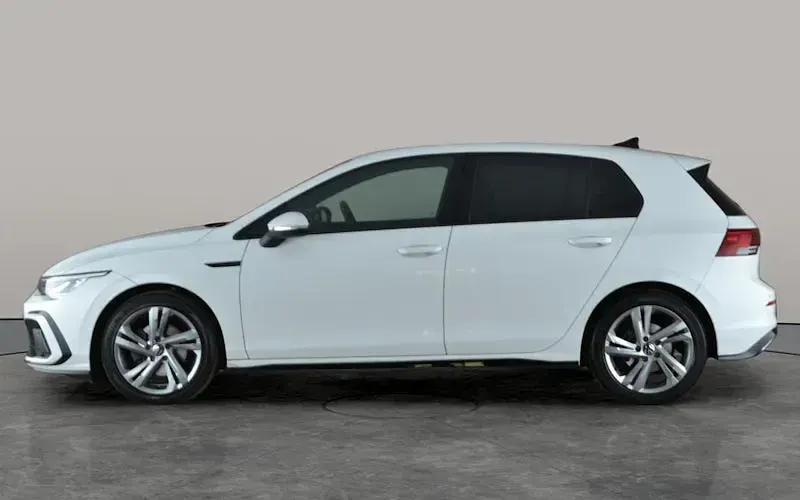 Used VW Golf VIII R-line 150 HP (110 kW) 2022 White Hatchback