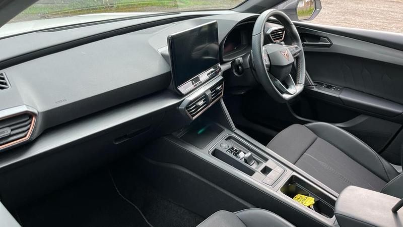 Used Cupra Leon VZ2 245 HP (180 kW) 2024 White