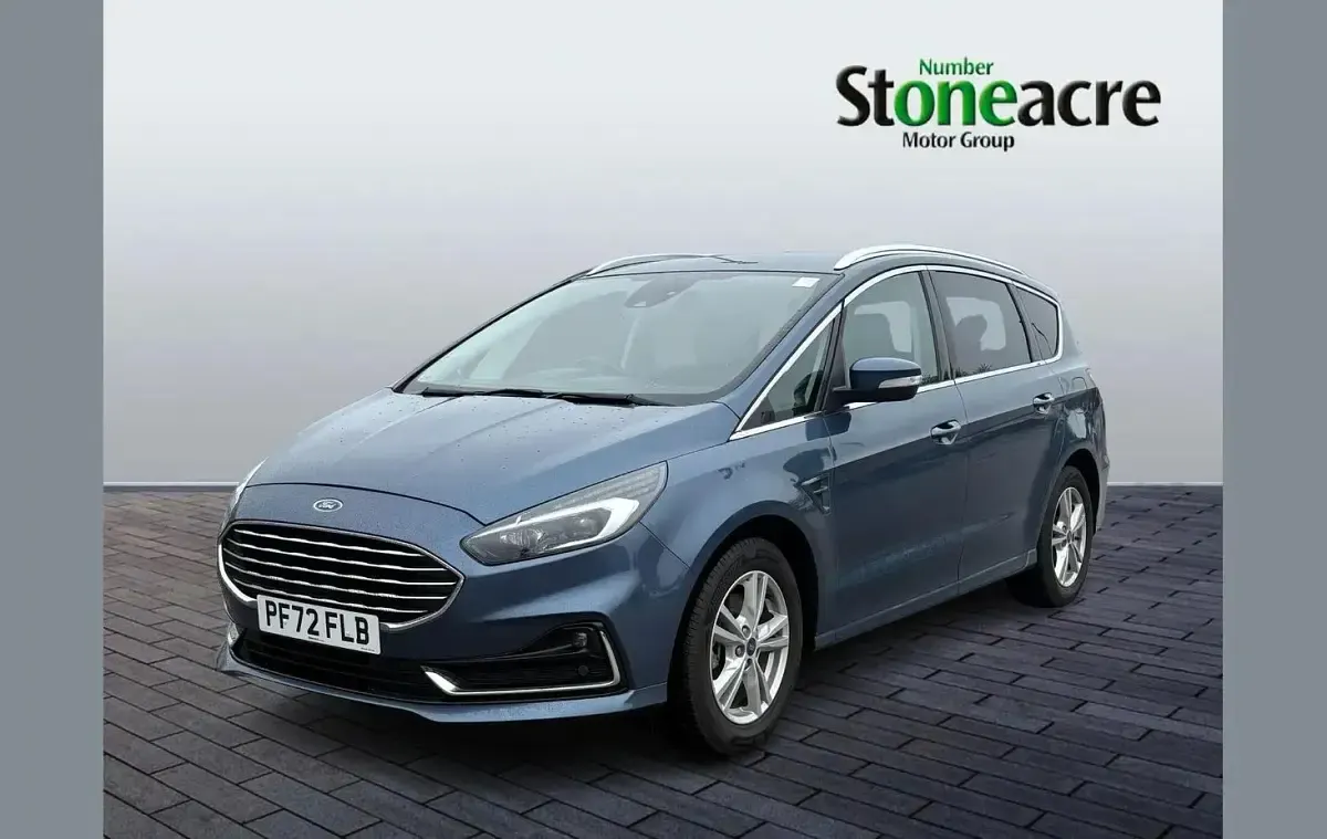 Used Ford S-MAX Titanium 190 HP (139 kW) 2023 Blue MPV