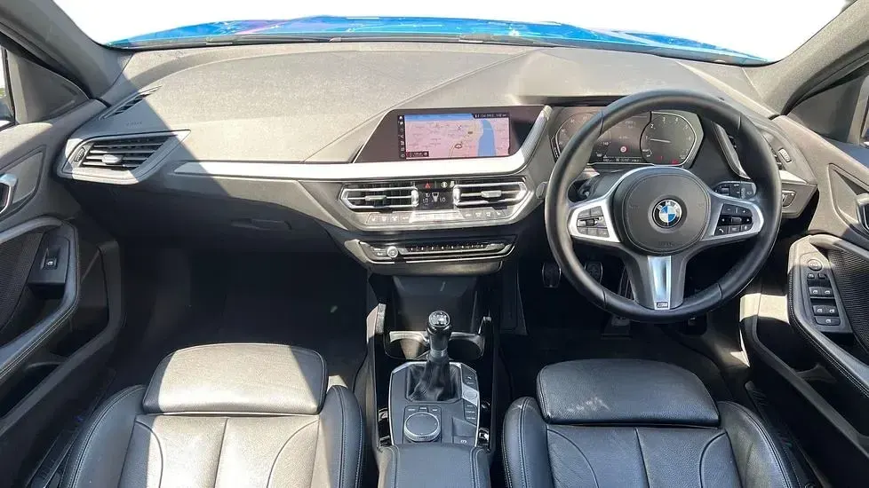 Used BMW 118 M Sport 138 HP (101 kW) 2020 Blue