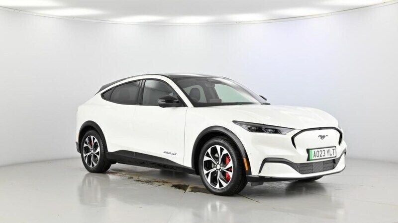 White Used 2023 Ford Mustang Mach-E Extended Range SUV | £30,995 (Fair price) - Image 1/4