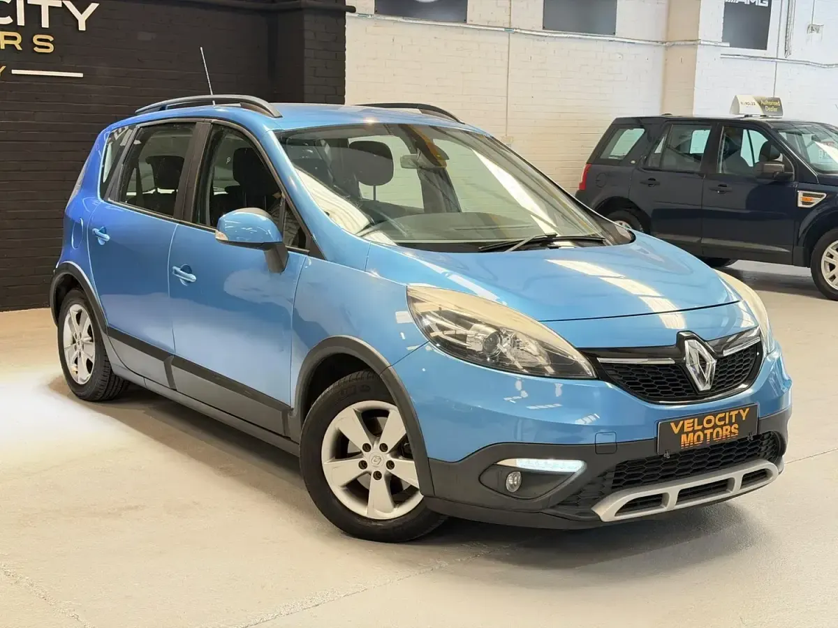 Used Renault Scénic III Dynamique 110 HP (80 kW) 2013 Blue MPV