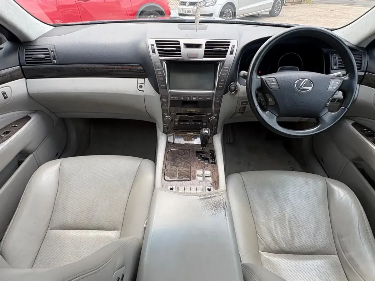 Used Lexus LS460 2007 Grey Sedan