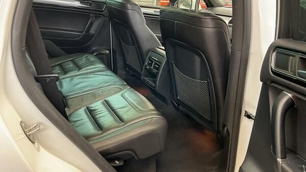 Used VW Touareg R-line 2015 White SUV