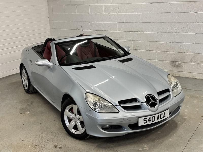 Used Mercedes SLK280 231 HP (169 kW) 2006 Silver Cabriolet