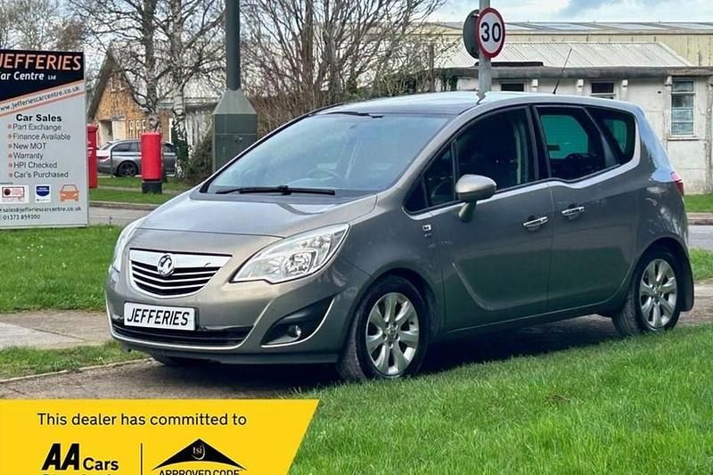 Used Vauxhall Meriva 100 HP (73 kW) 2010 Gold MPV