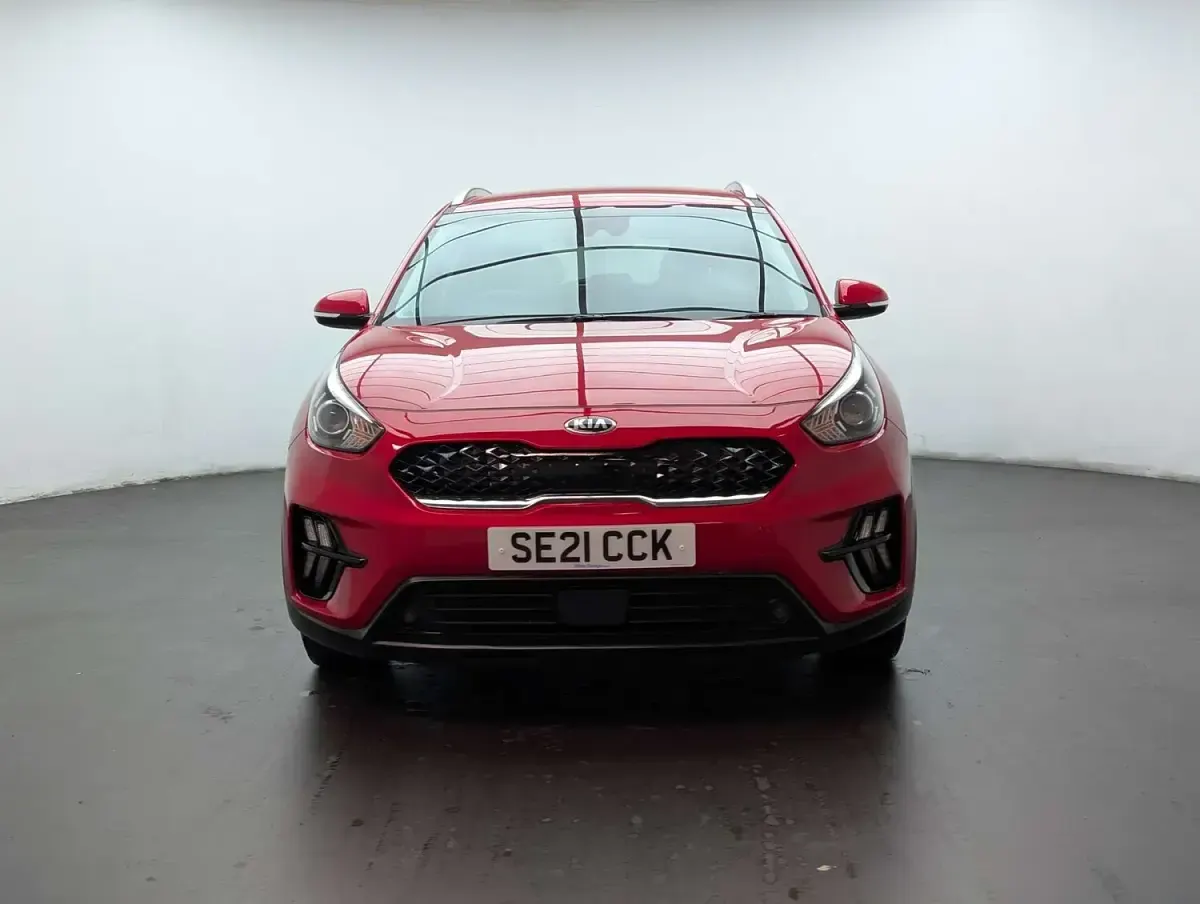 Used Kia Niro 141 HP (103 kW) 2021 Red SUV