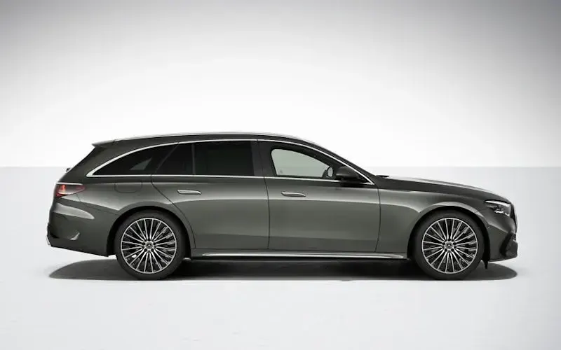 New Mercedes E220 AMG Line Premium Plus 197 HP (144 kW) 2026 Estate